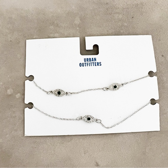 NWT Urban Outfitters Silver Rhinestone Evil Eye Layered Necklace Necklace - Picture 1 of 3